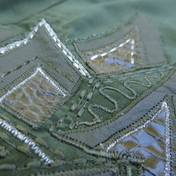 NEW SiLK Leather Real Snake Green Blouse Concealed Buttons Southwest Streetwear - Picture 4 of 12